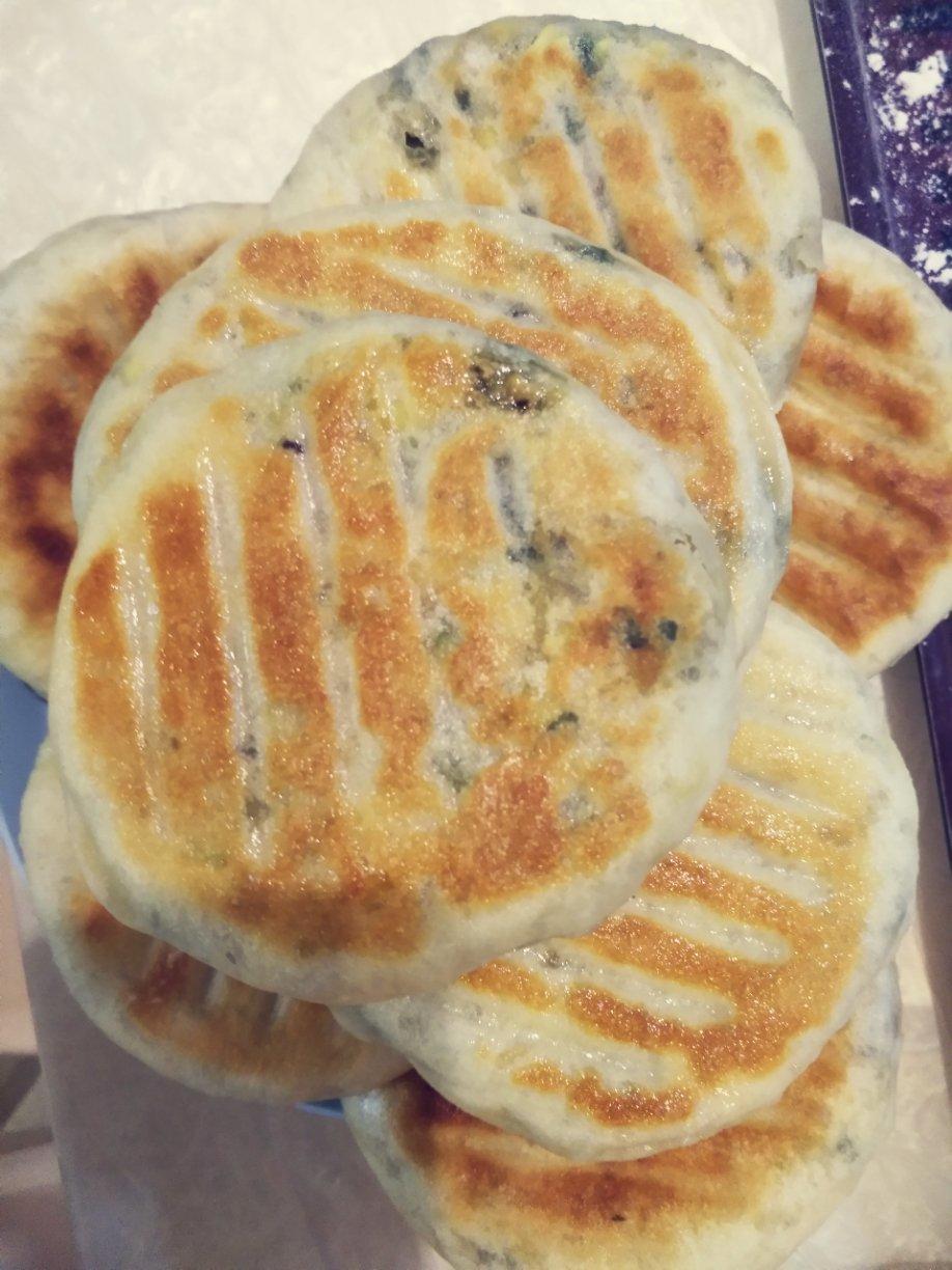 鱼鱼ywx做的电饼铛馅饼