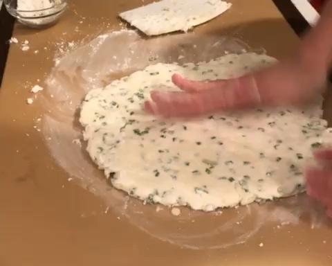 【葱味咸香司康的做法步骤图,怎么做好吃】仙Reese-制作