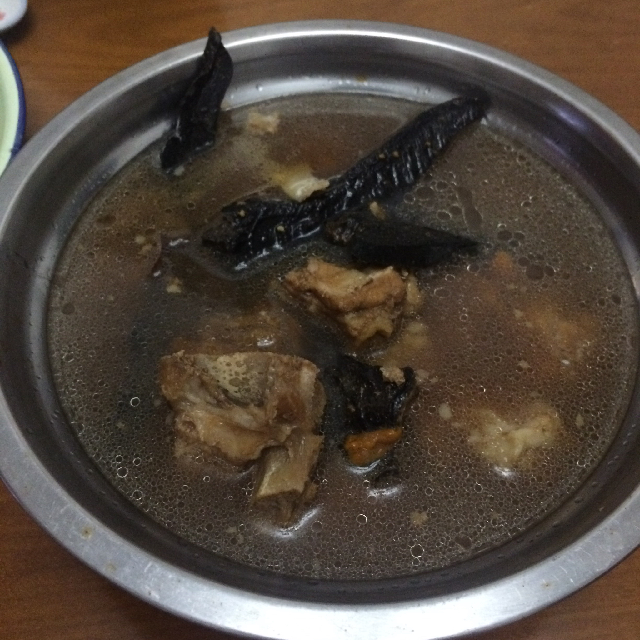 芝芝也做的灵芝排骨养生汤