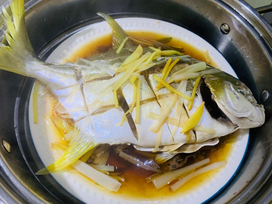 【叮咚|懒人超嫩蒸鲳鱼95的做法步骤图】哎呀妈呀呀