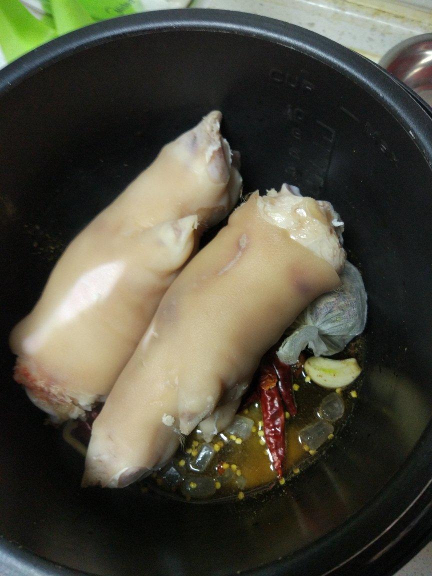 大馒头-5做的电压力锅版卤猪蹄