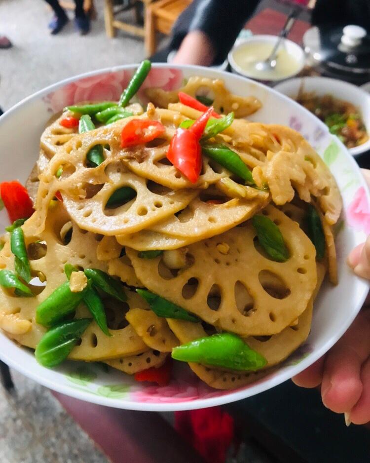 乐君乐君做的香辣藕片