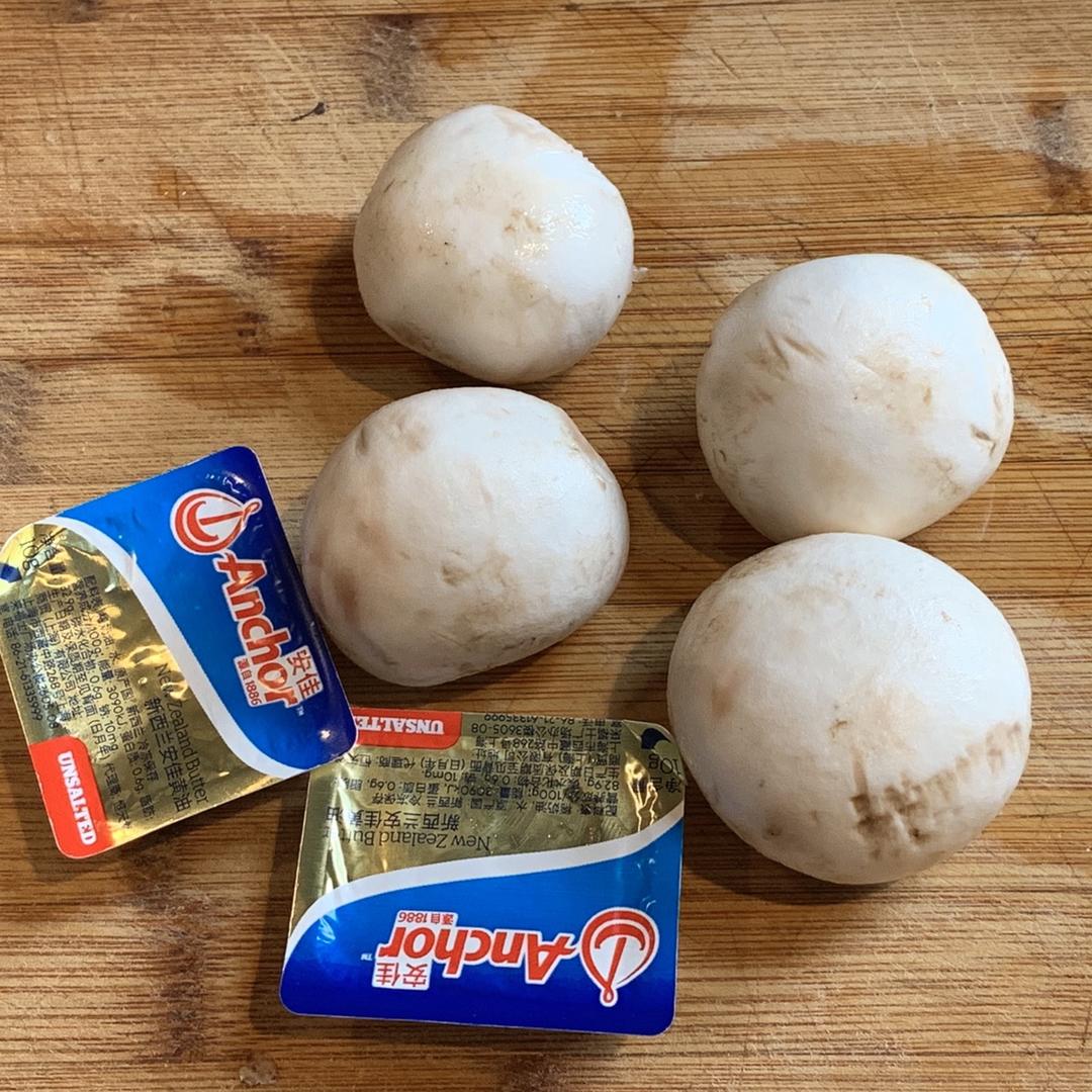 鸡茸蘑菇汤 奶油蘑菇汤 完胜必胜客和棒约翰的做法 步骤3