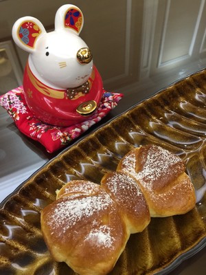 蝴蝶结小餐包的做法 步骤15