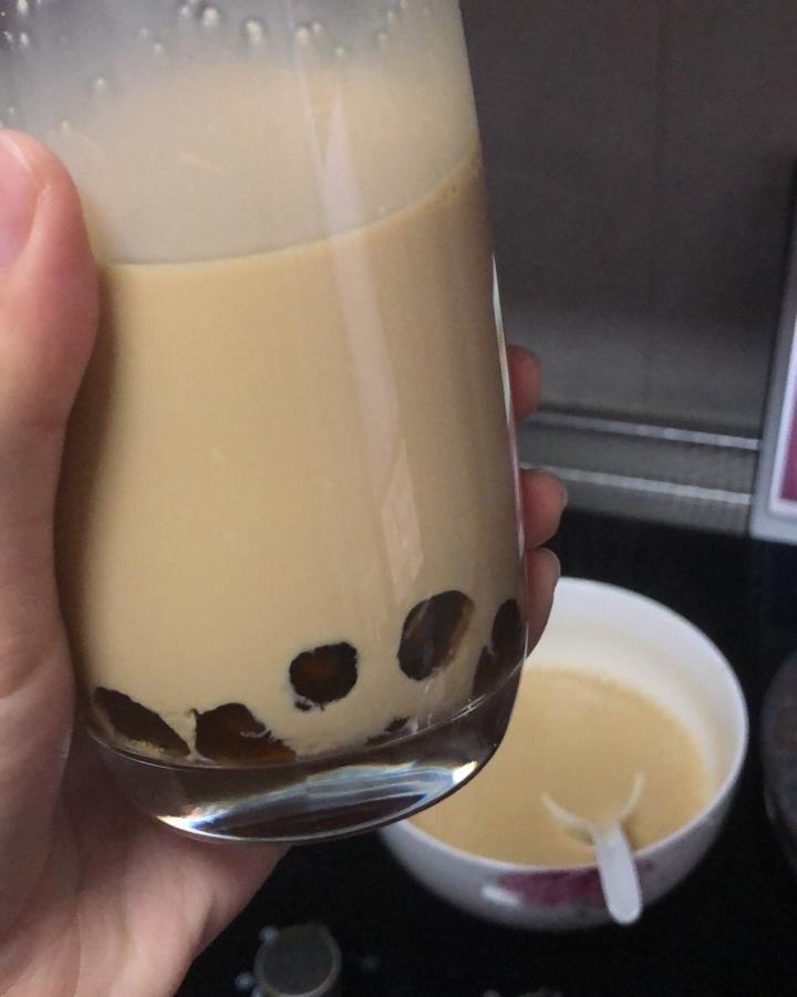 手机用户7169_4lw2做的自制珍珠奶茶(附珍珠做法)