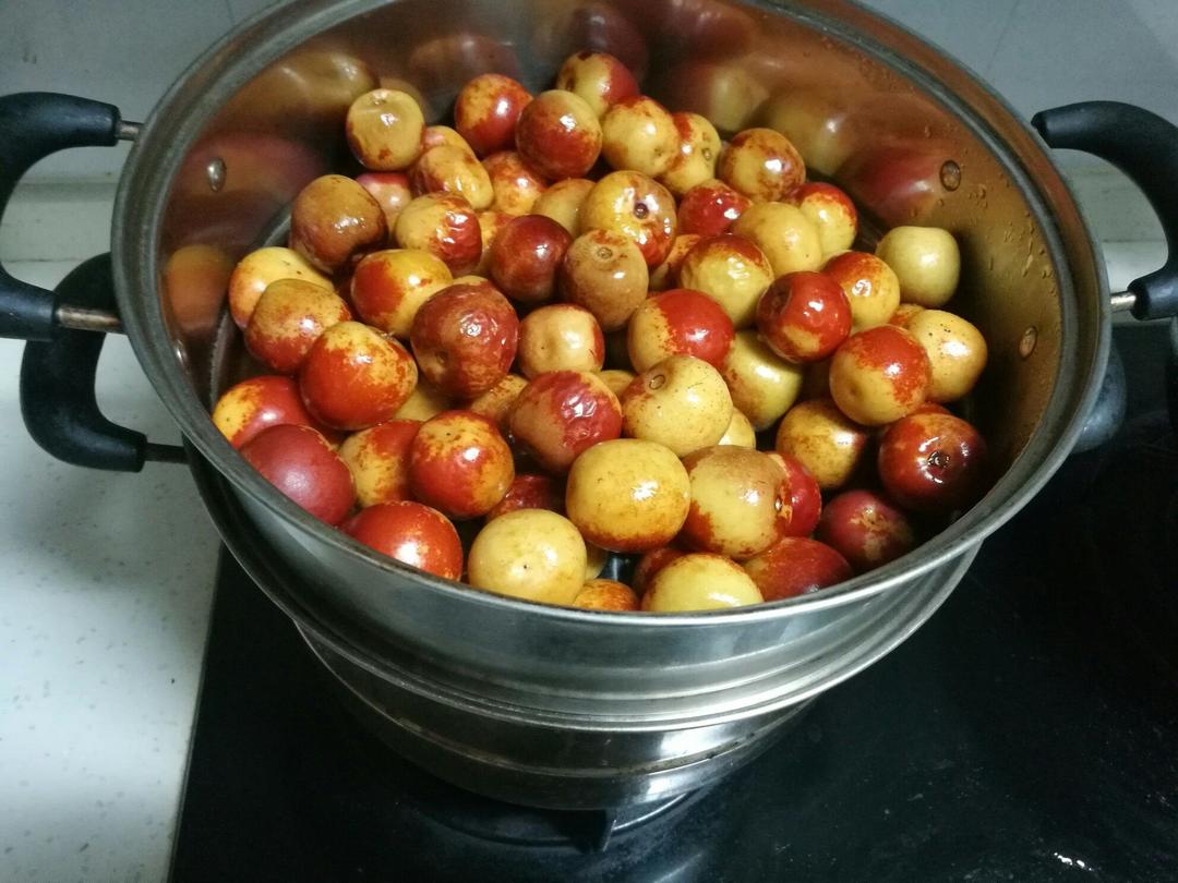 蒸冬枣(养颜助消化,老人小孩可食用)