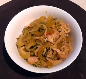 【温馨煮艺】泡菜鱼片(汤菜)的做法 步骤3