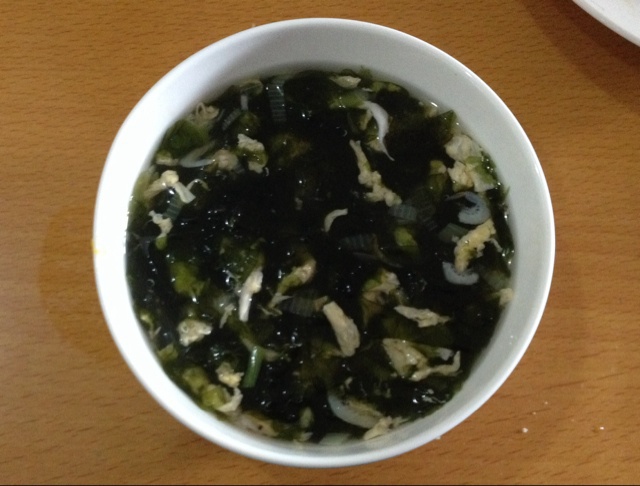 人间四月-2做的蛋花紫菜汤