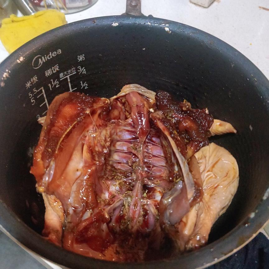 来一只美味荔枝皮烤土鸡