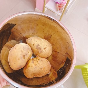 烤箱健康版薯条?的做法 步骤1