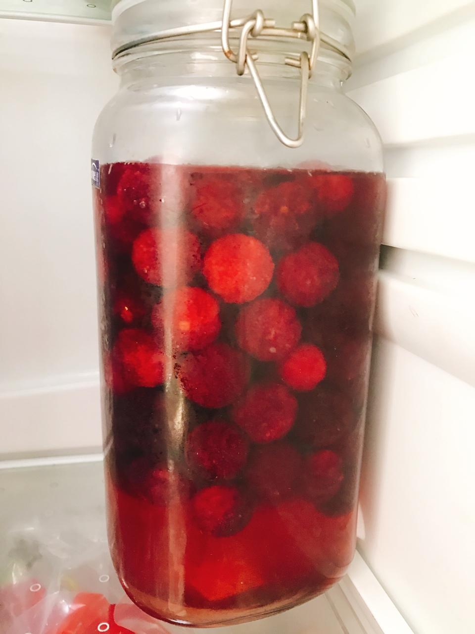 小美爱吃做的周末在厨房 | 泡水果酒