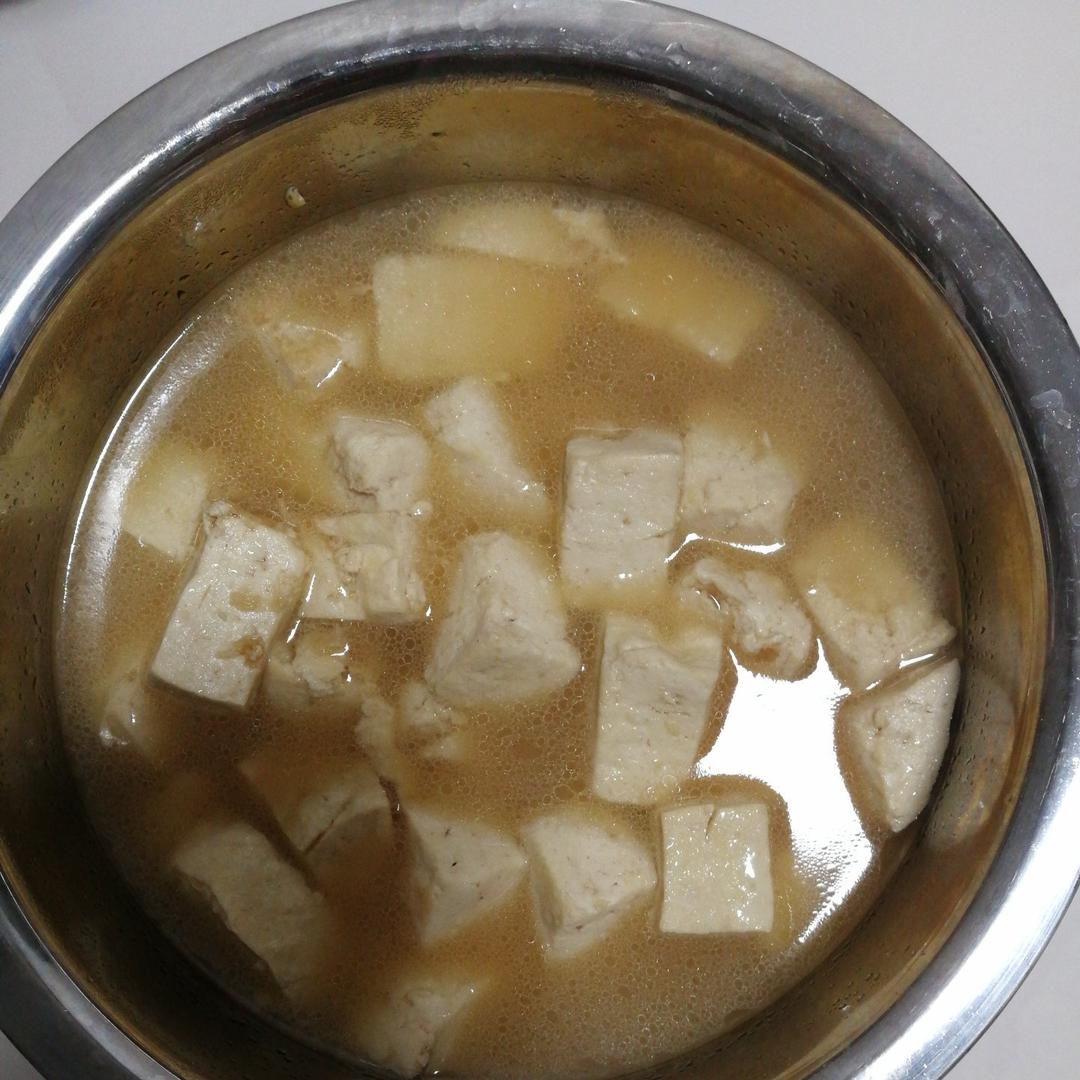 惠和立甫做的炖豆腐
