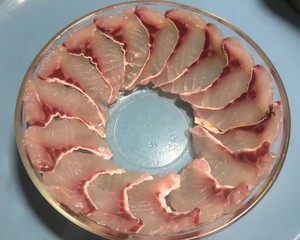 谁相信这是我第一次操刀生鱼片 灰姐家的厨房的做法 步骤4
