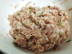 让你一喝就上瘾的酸汤丸子的做法 步骤3