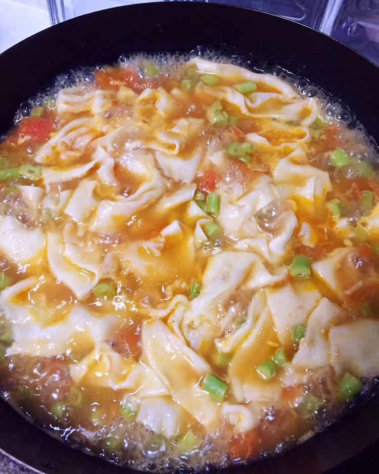 芥末jiemo做的西红柿鸡蛋揪片汤
