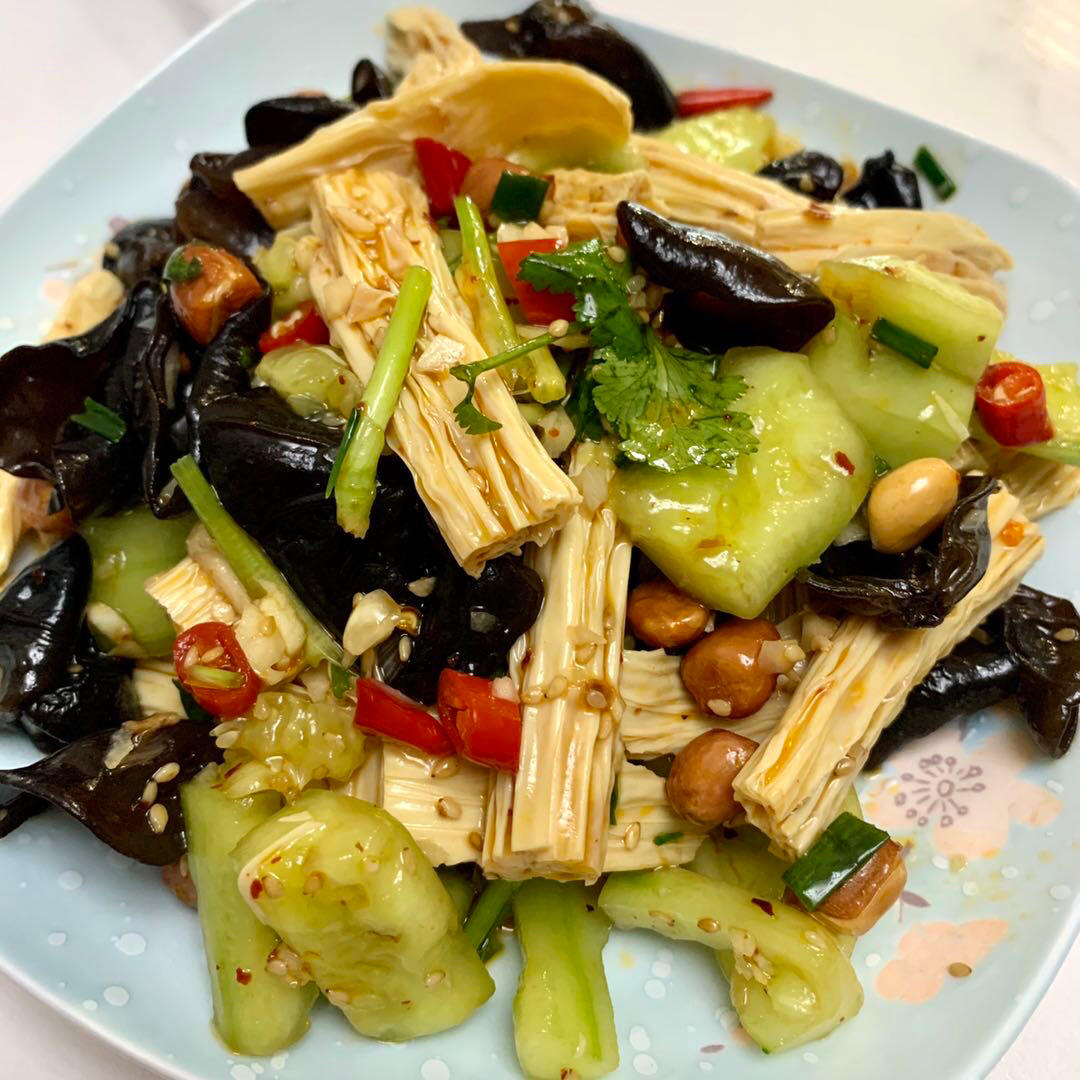 领悟-70做的凉拌(腐竹木耳黄瓜)