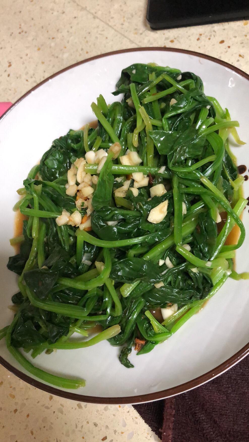 【凉拌菠菜的做法步骤图,凉拌菠菜怎么做好吃】碎碎3