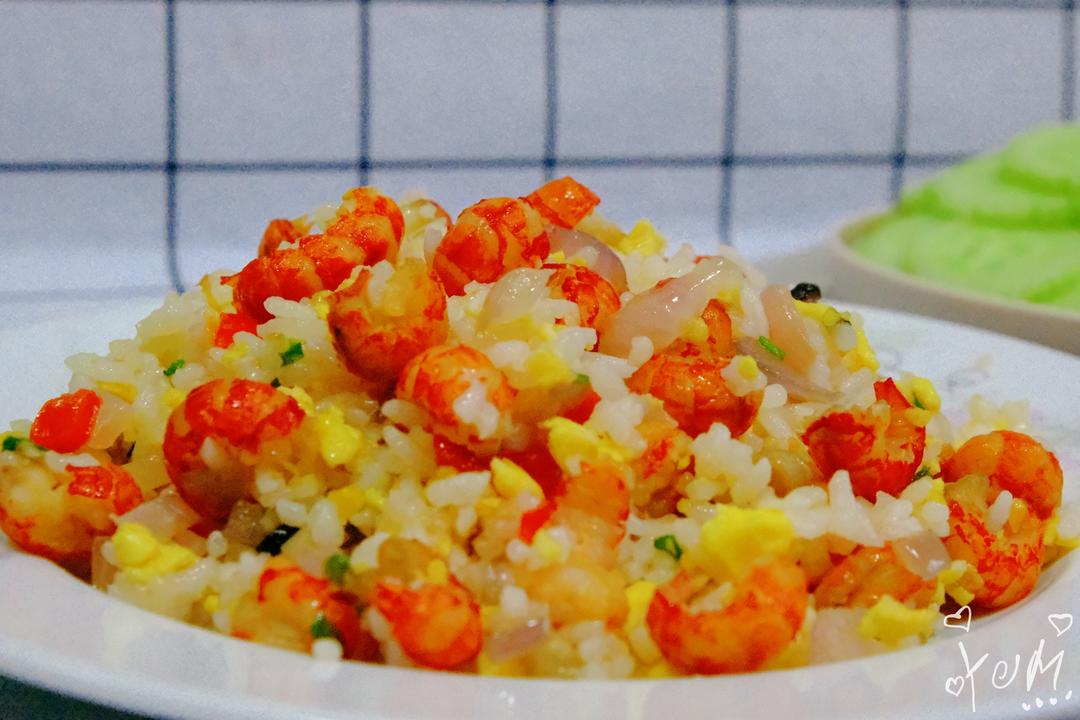 美味小龙虾炒饭