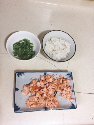 鲑鱼云豆饭团?的做法 步骤2