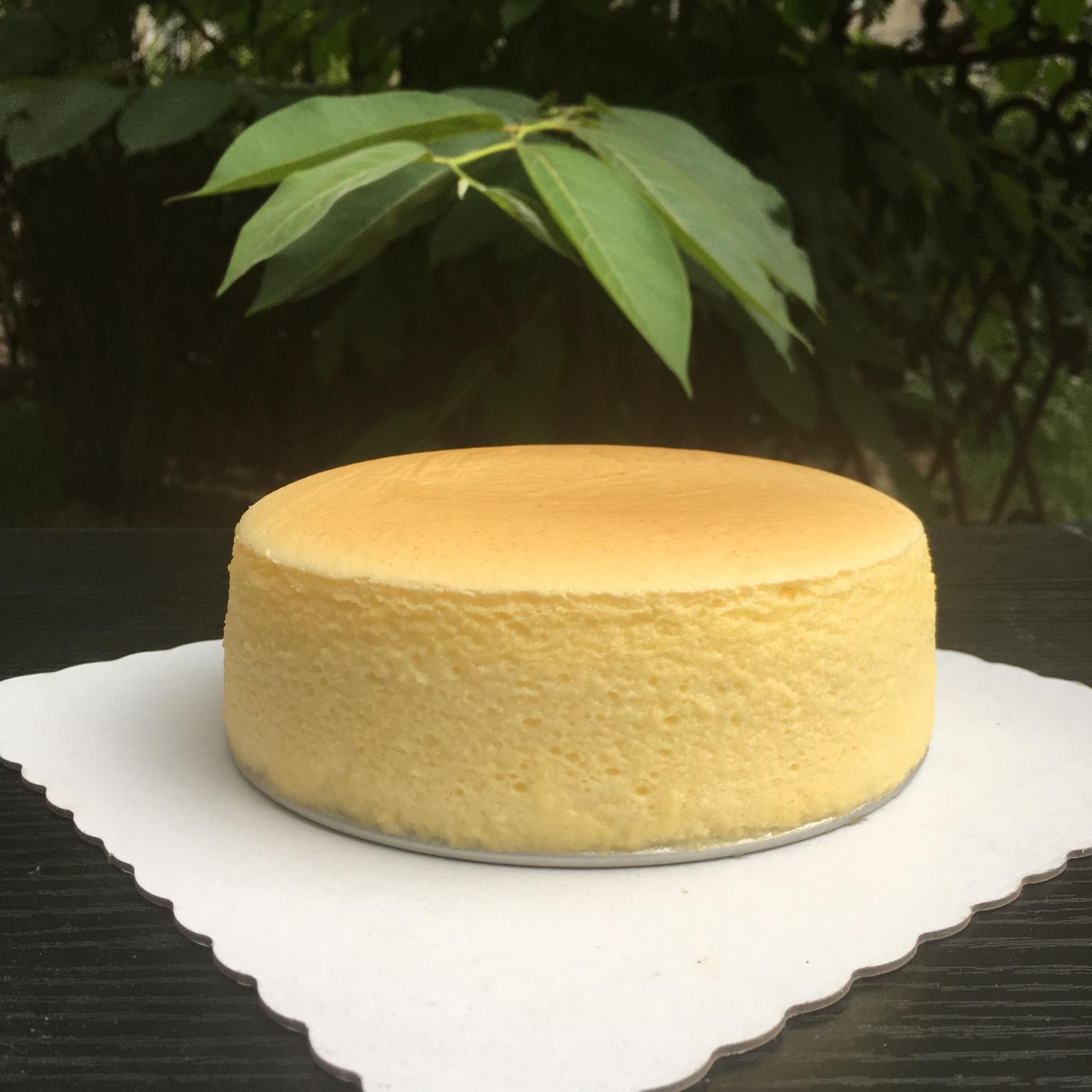 晕晕晕晕做的完美轻乳酪芝士蛋糕(不开裂,不回缩,不收腰,入口即融)