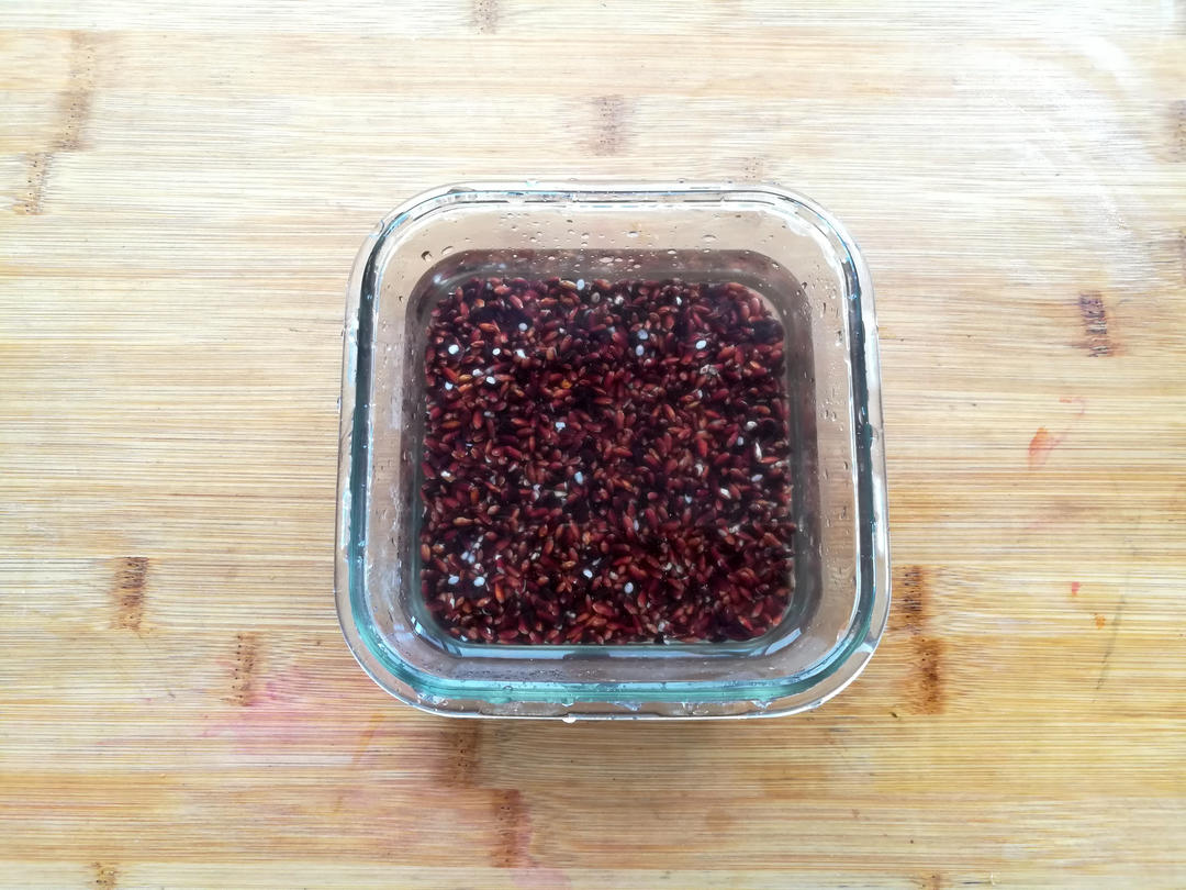 【血糯米餐包的做法步骤图，血糯米餐包怎么做好吃】龙宝宝陈诺-制作