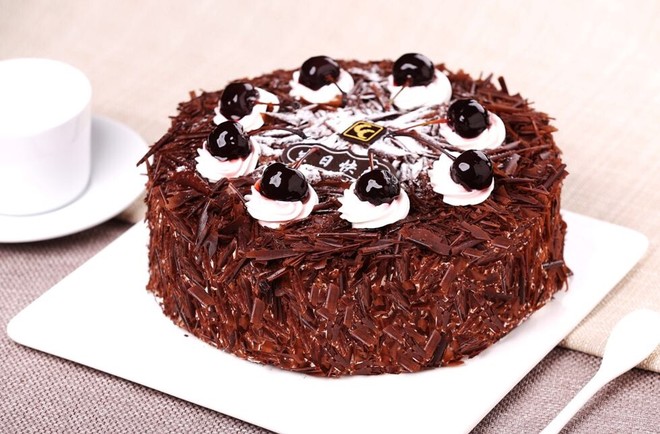 黑魔王森林蛋糕，跟随味蕾走入欧洲皇
