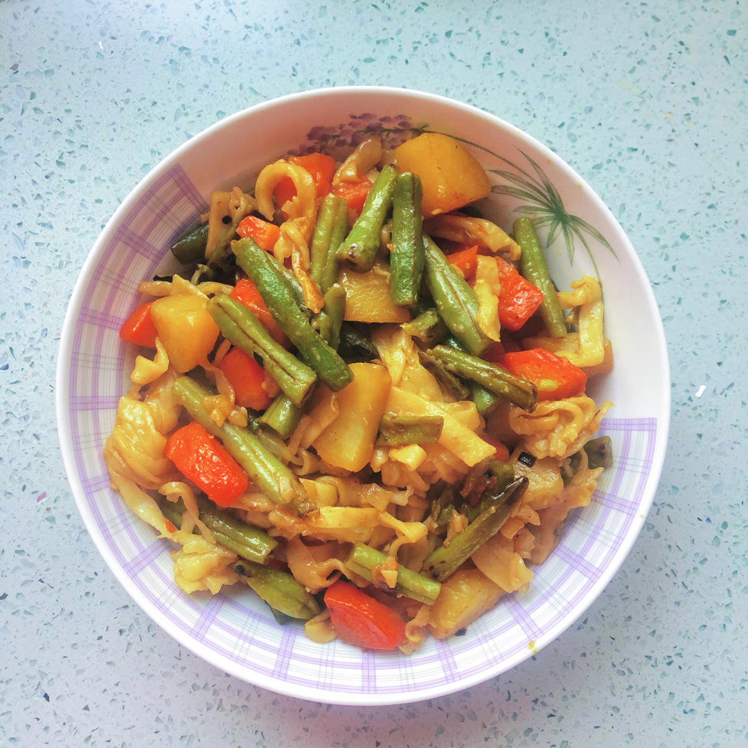 加面条做的土豆豆角焖面