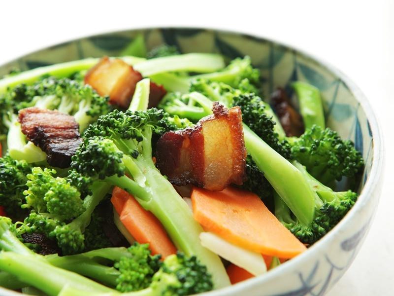西兰花炒腊肉