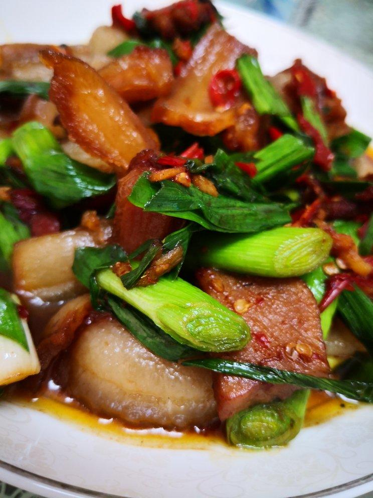 该吃吃该喝喝11做的蒜苗炒腊肉