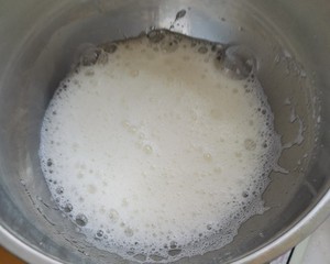 戚风蛋糕的做法 步骤8