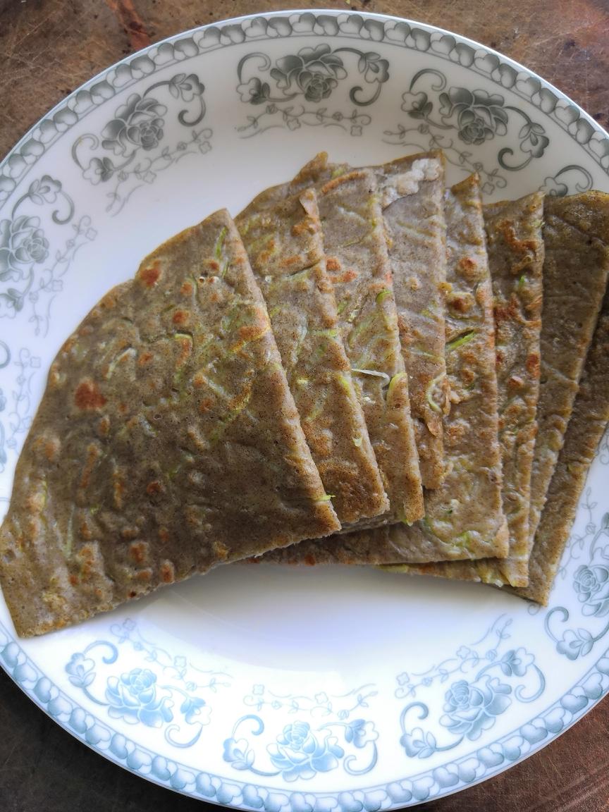 黄瓜荞麦饼