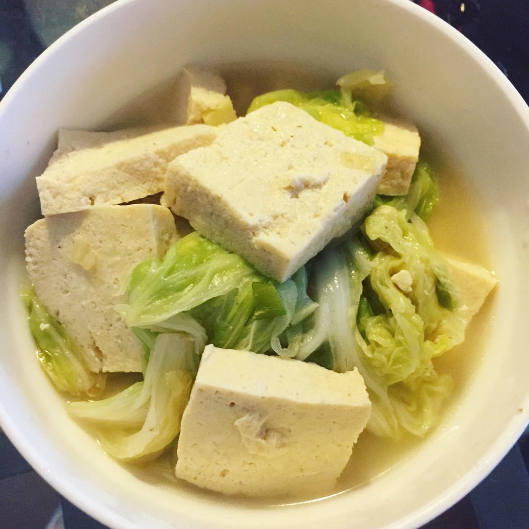芳太太做的白菜炖豆腐