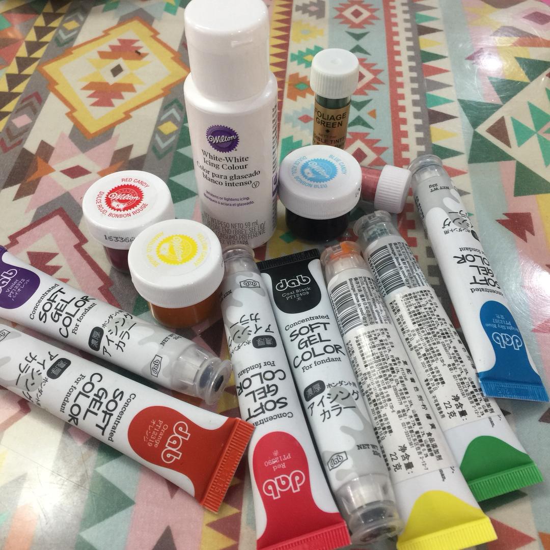 【安安4岁生日立体熊蛋糕的做法步骤图】麻麻猪-制作