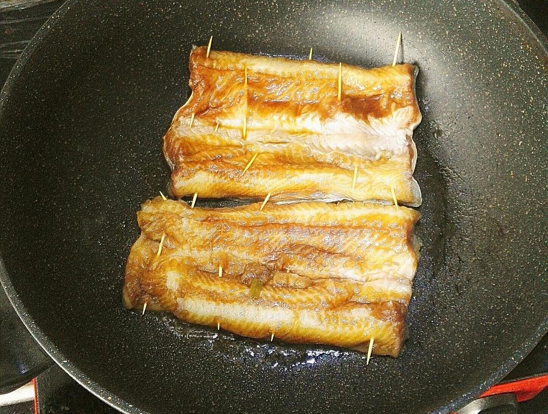 烤鳗鱼的做法步骤