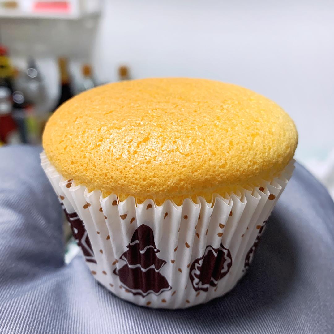 【纸杯蛋糕】好吃 不塌 而且超好看的纸杯蛋糕(图片持续更新)