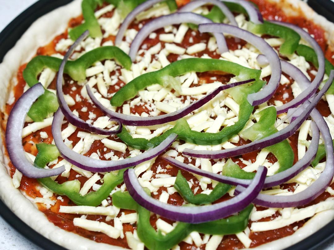 【鸡粒儿披萨（及红酱与面饼大法）的做法步骤图】淹没的没-制作