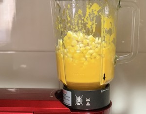 营养又好吃的南瓜土豆玉米饼的做法 步骤2