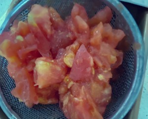 西红柿鸡蛋水饺的做法 步骤1