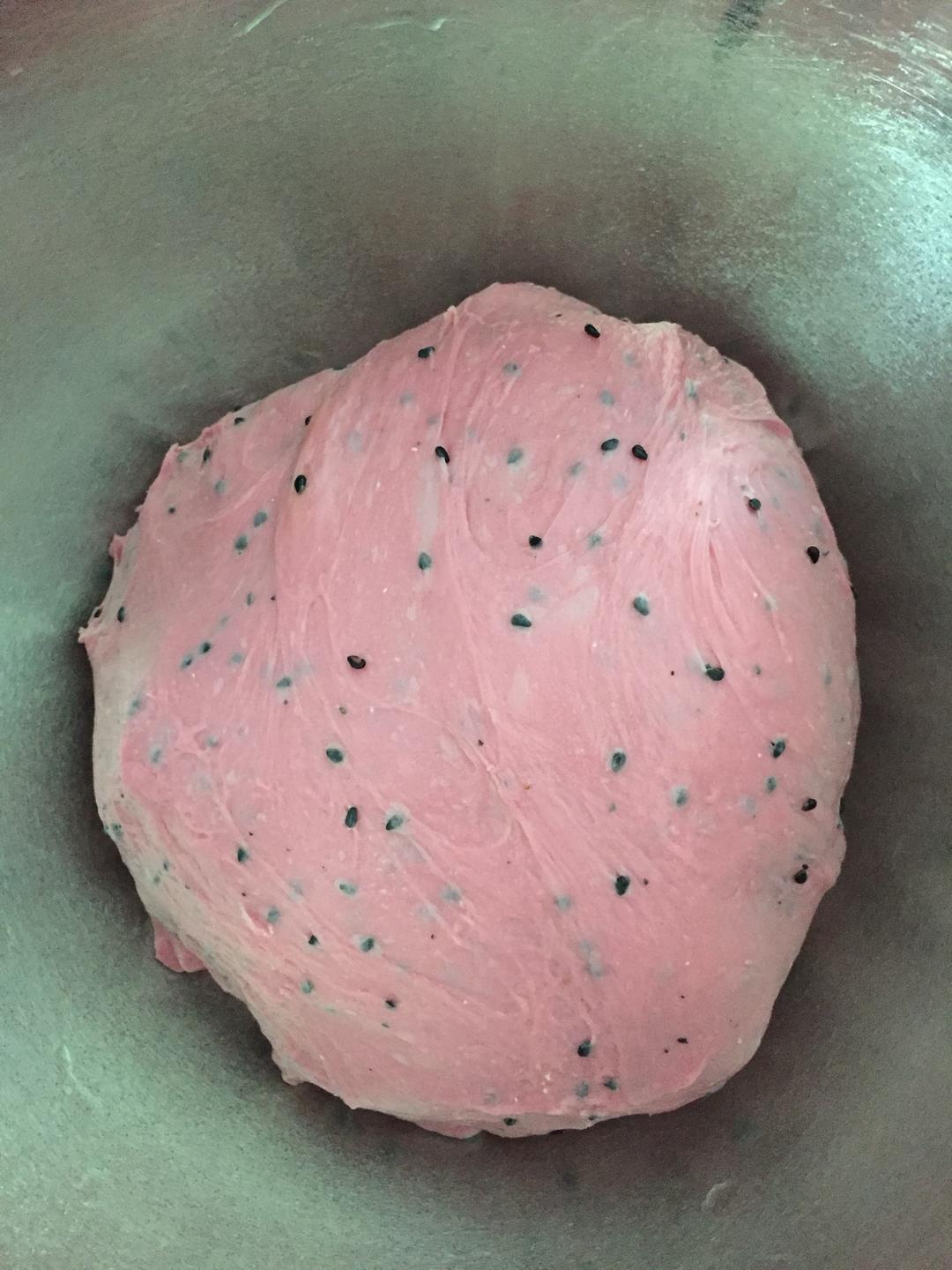 【酸奶火龙果面包——麻薯豆沙馅料的做法步骤图】Helen699-制作