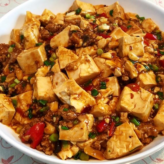 煮饭阿公做的不麻婆的肉末豆腐