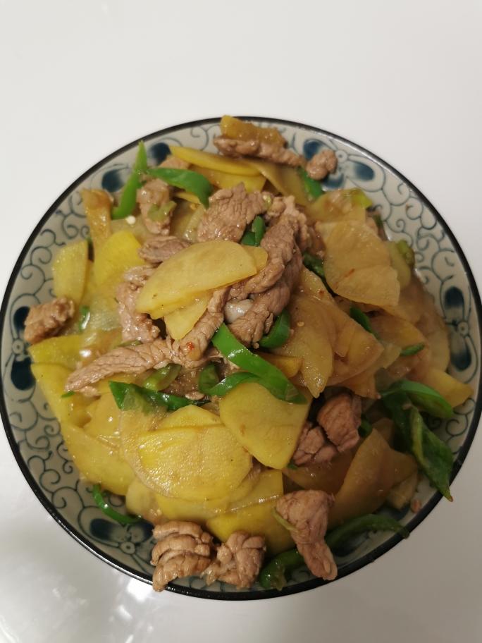 土豆片炒肉