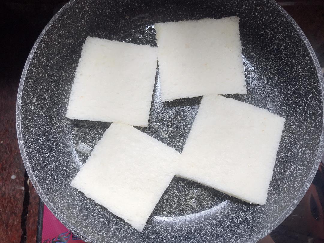 夏日小清新早餐:牛油果火腿鸡蛋吐司班戟
