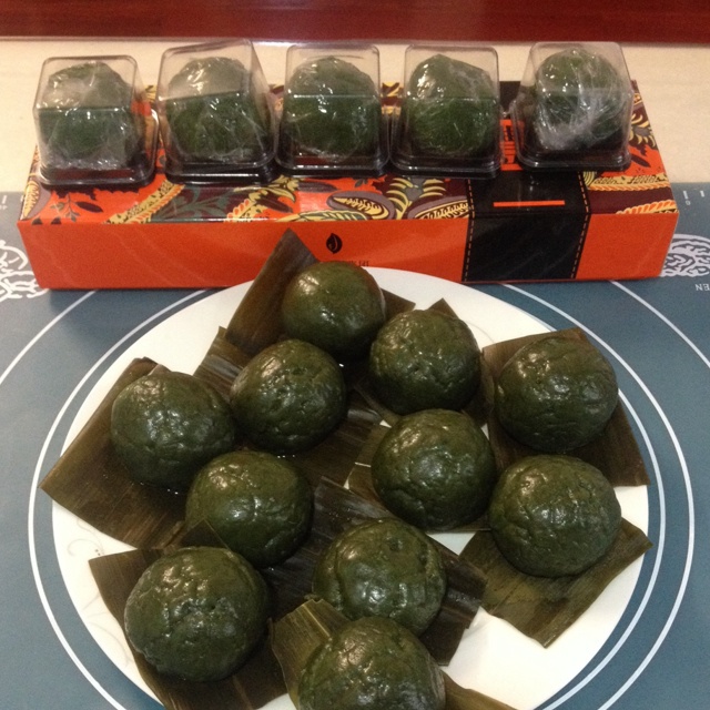 天若有晴做的艾糍(艾草青团)
