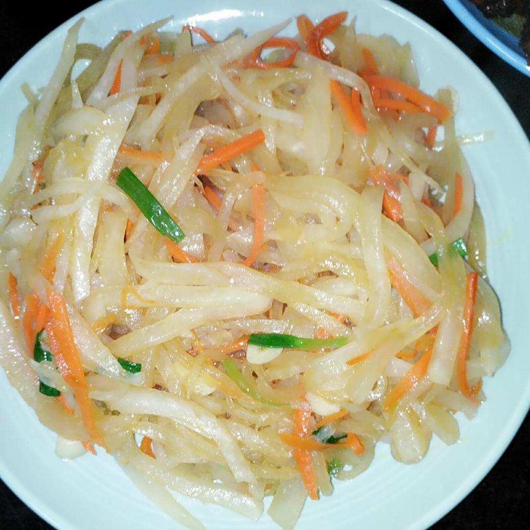 人做过这道菜                 用料            胡萝卜