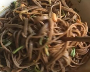 零难度‼️十分钟做好的夏日荞麦热干面的做法 步骤5