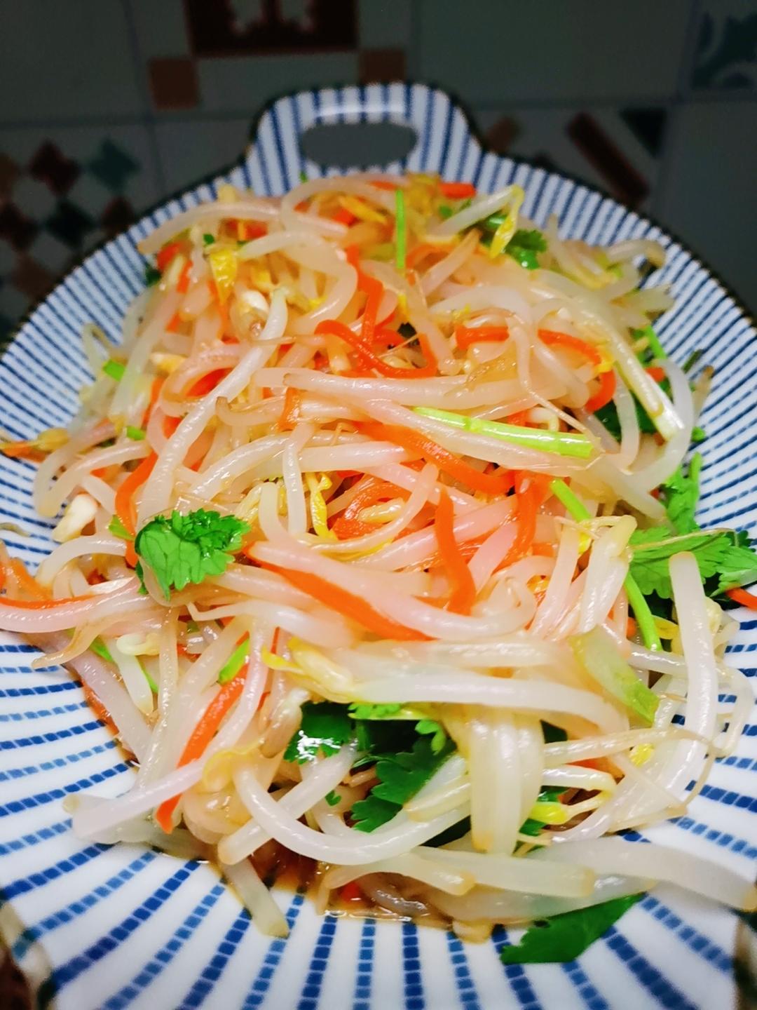 凉拌豆芽菜