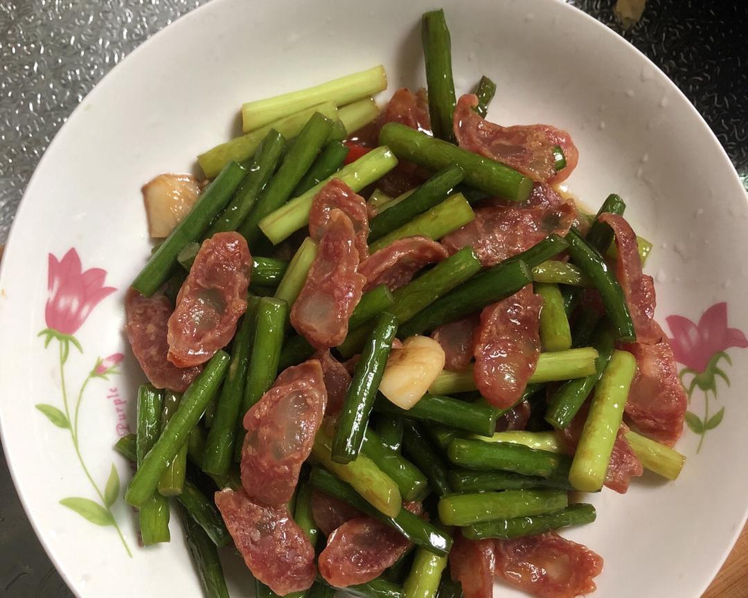 蒜苔炒腊肠