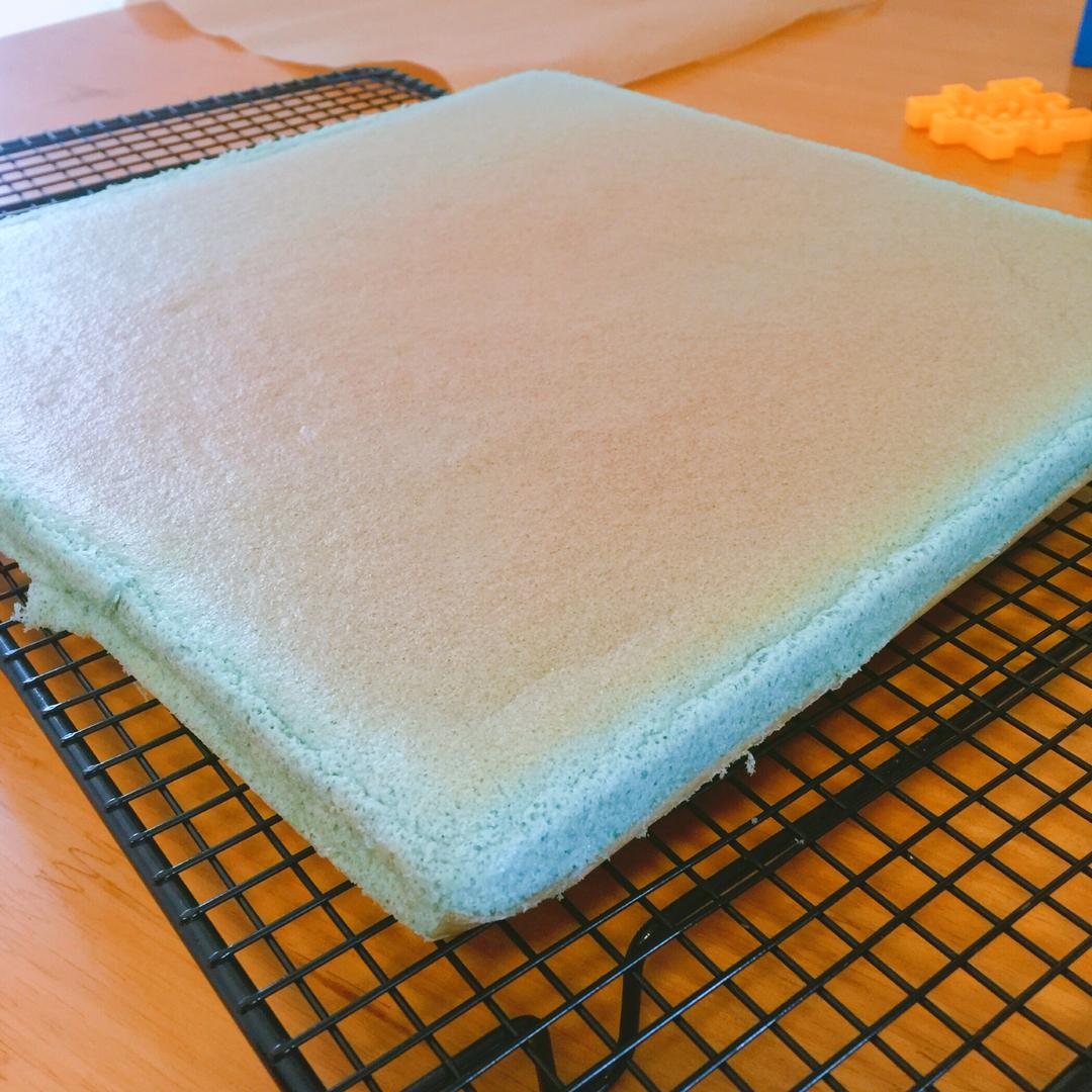 【蝶豆花奶油蛋糕卷-正反面示范的做法步骤图】LUOLUO的厨房-制作