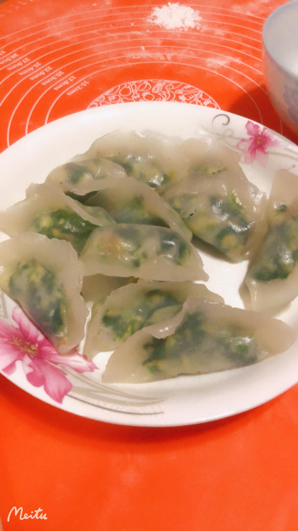 饺子 水晶饺子 9475_v5qy做的水晶饺子 赞 面皮:澄粉,木薯淀粉,开水