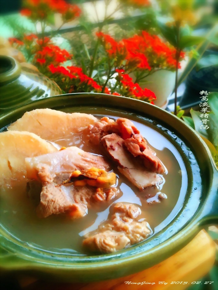 粉葛赤小豆龙骨汤